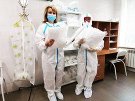  Медработники Краснотурьинска получили 3 тысячи комбинезонов и респираторов, защищающих от коронавируса 